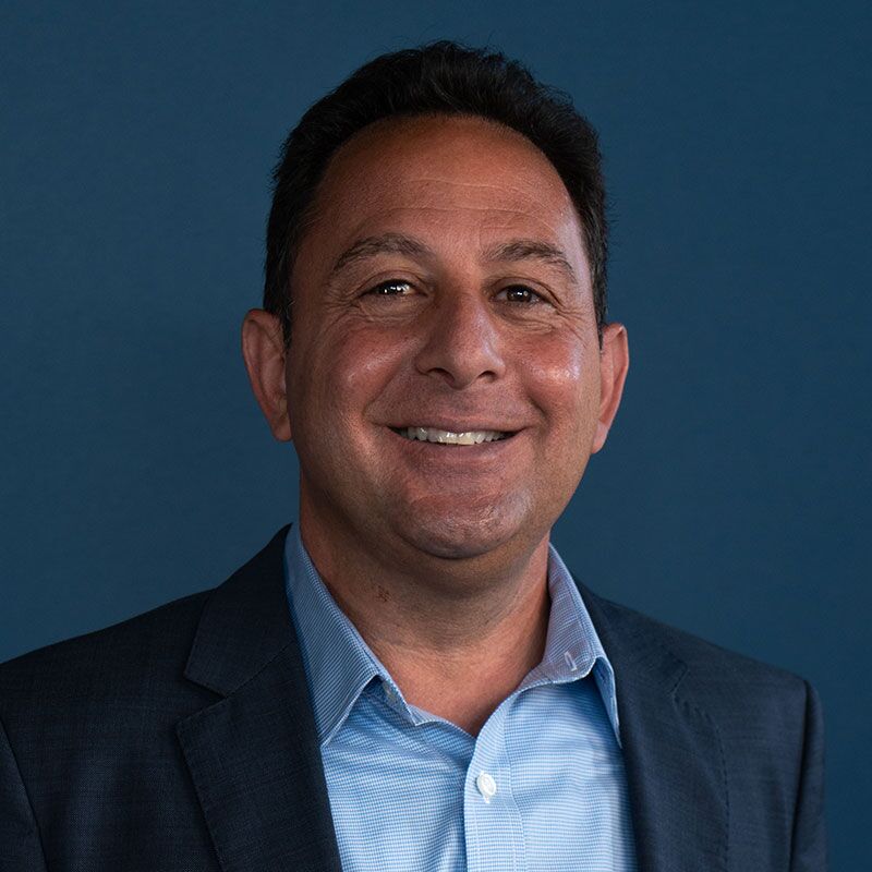 Peter Mallouk Headshot